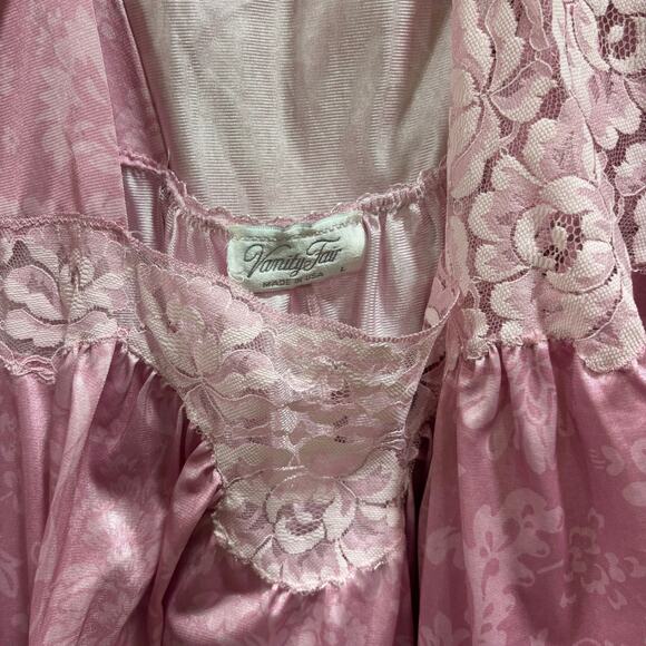 Vintage Vanity Fair Pink Jacquard Nightgown Robe Set Sz L Lace Trim Made in USA - Picture 3 of 7